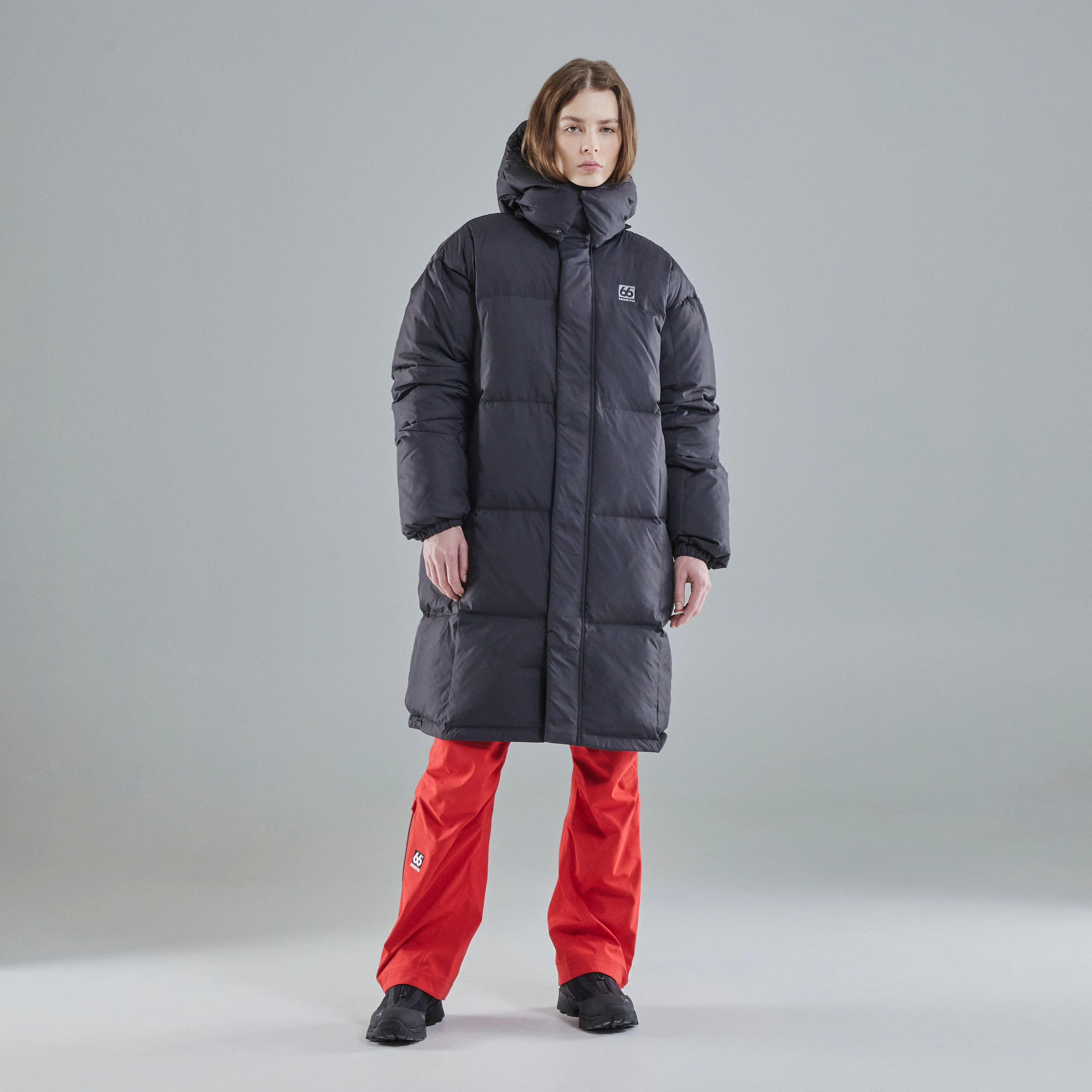 Dyngja Down Coat