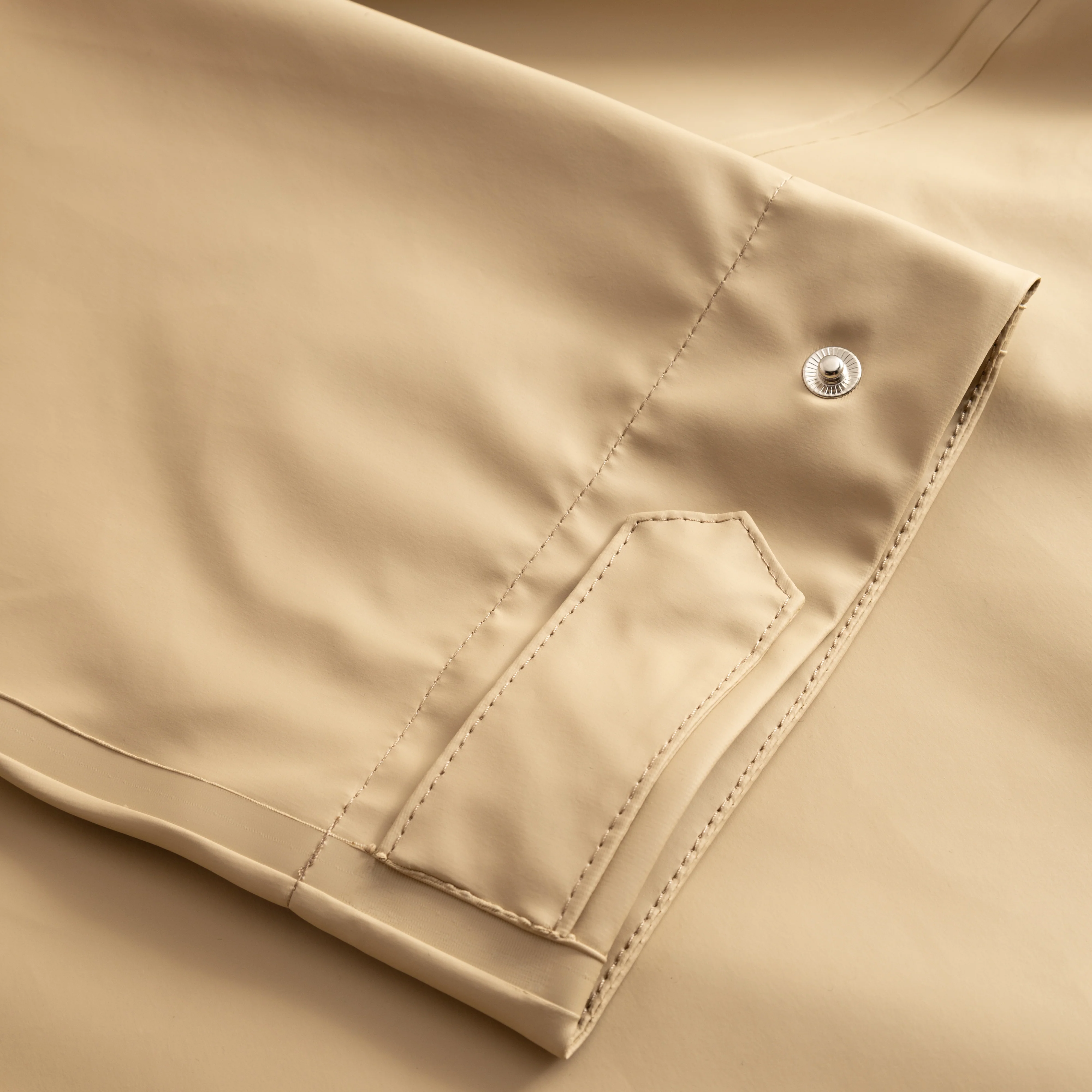 Skipagata Rain Anorak - Image 4