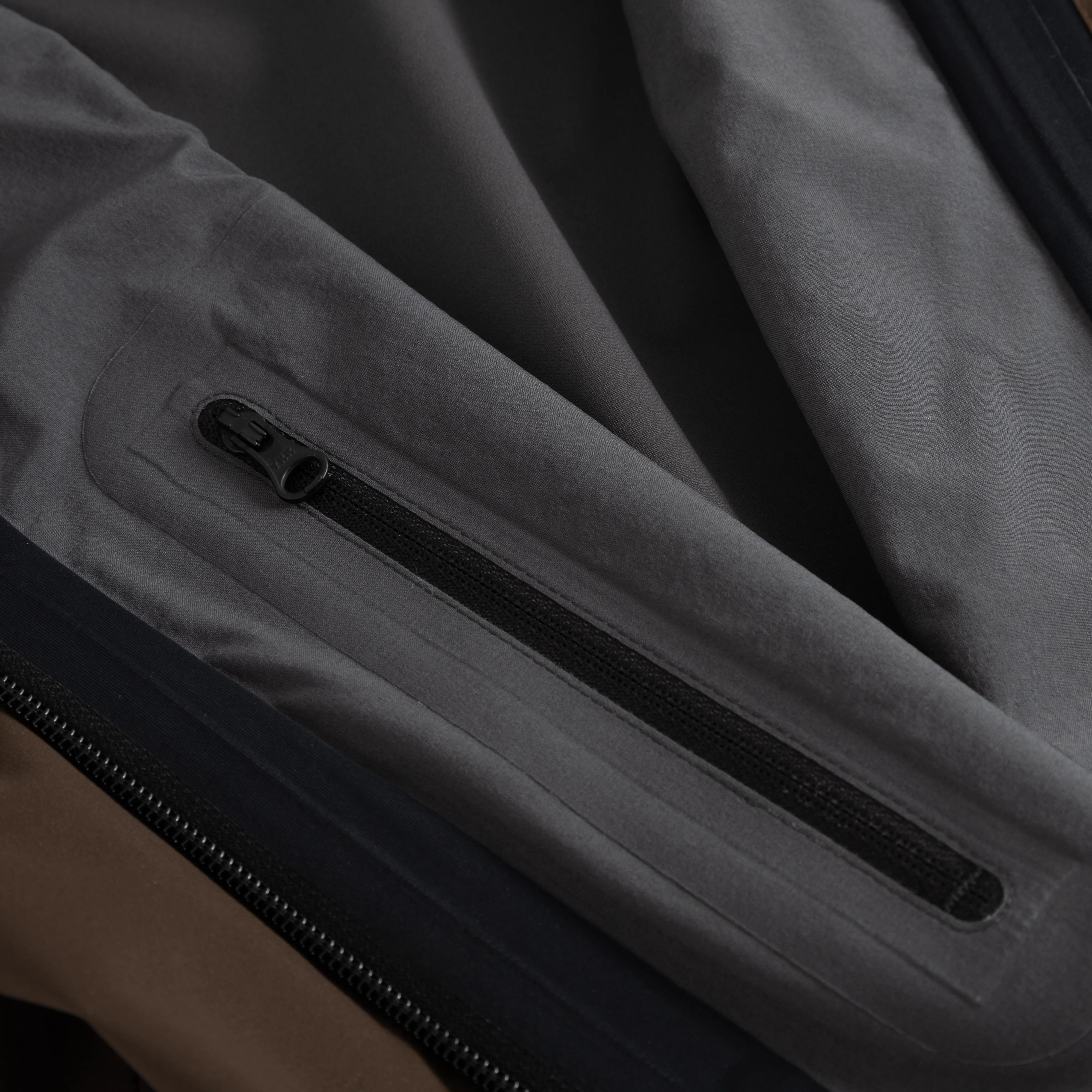 Women's Snæfell Shell Jacket - Image 13