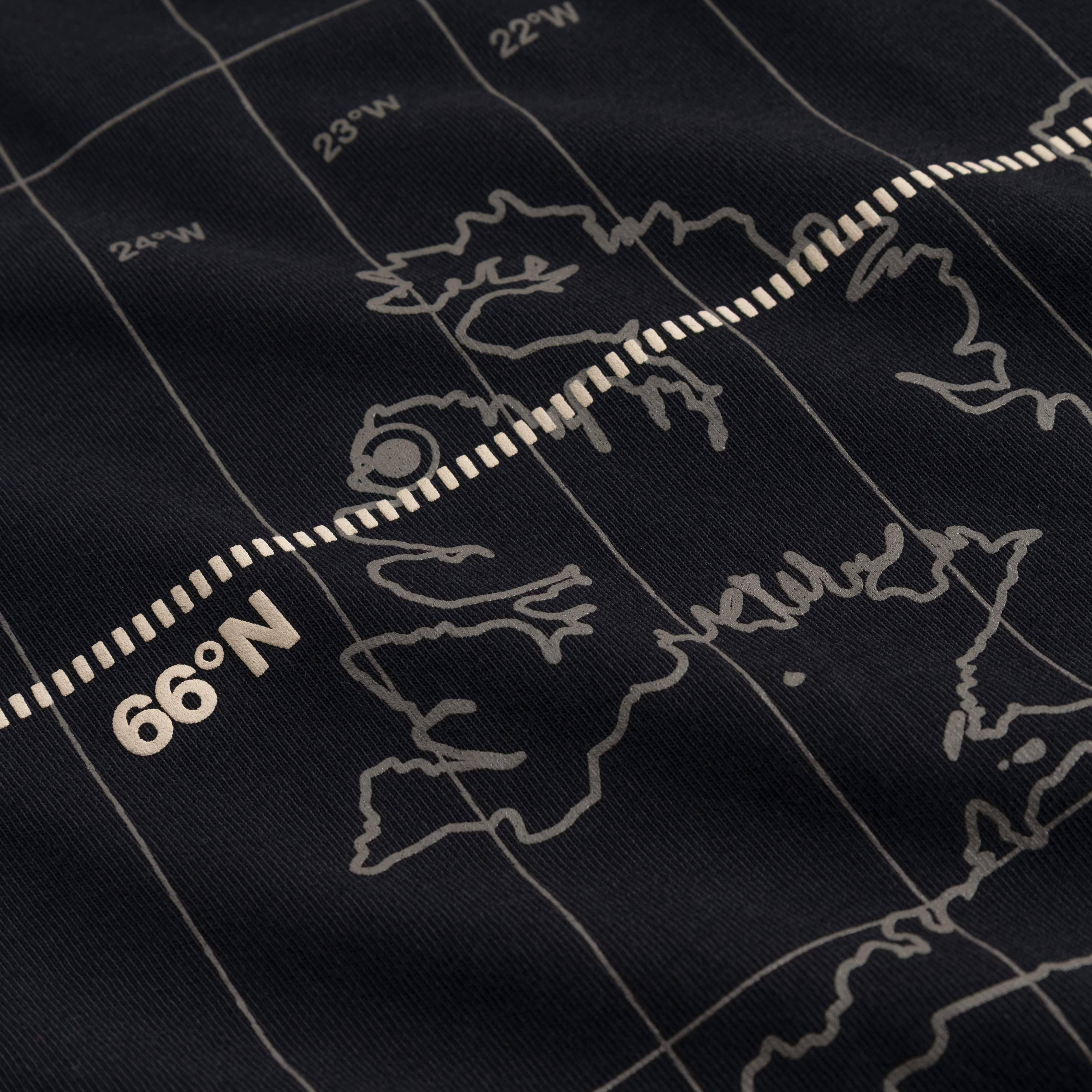 Suðureyri T-Shirt - Image 5