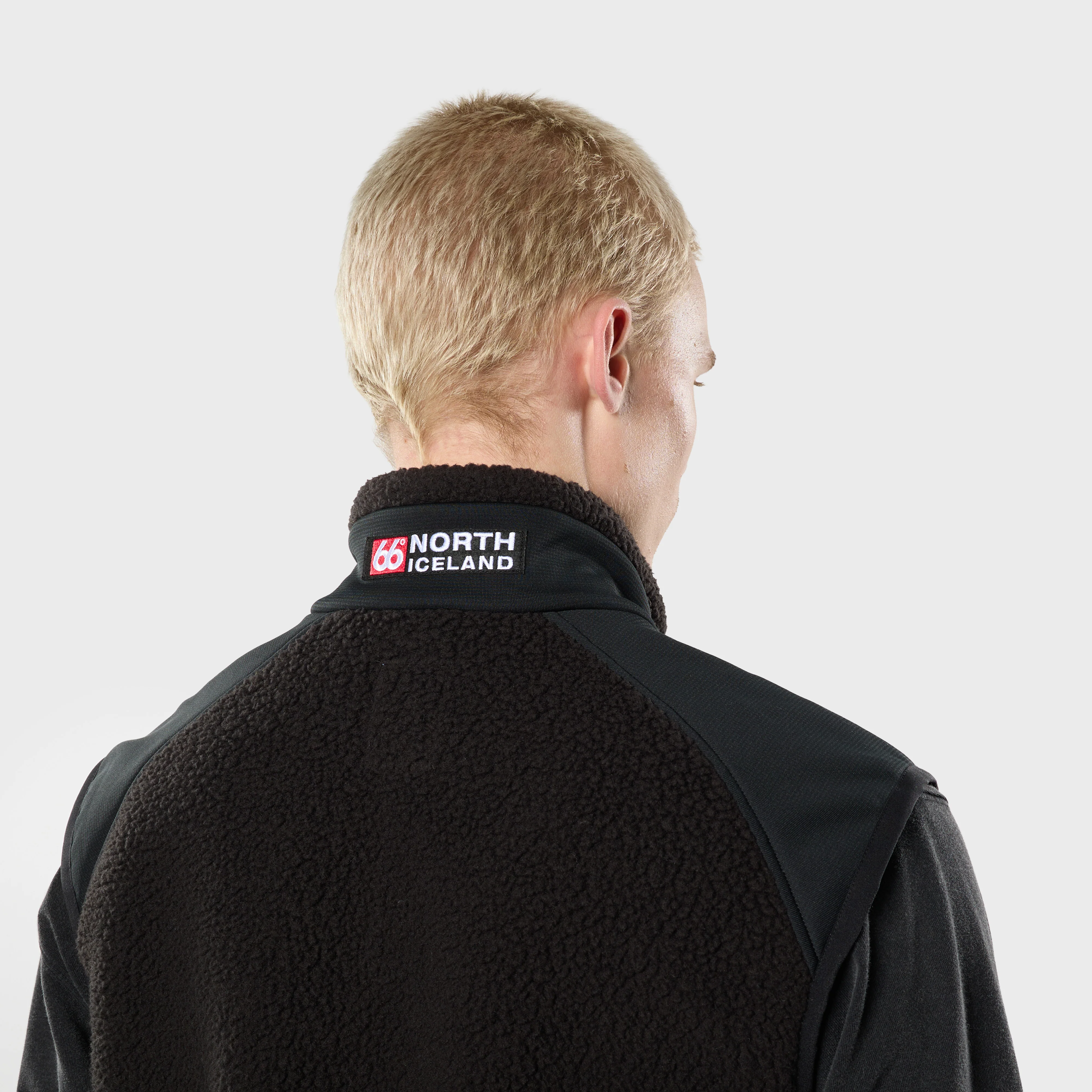 Tindur Shearling Vest - Image 8