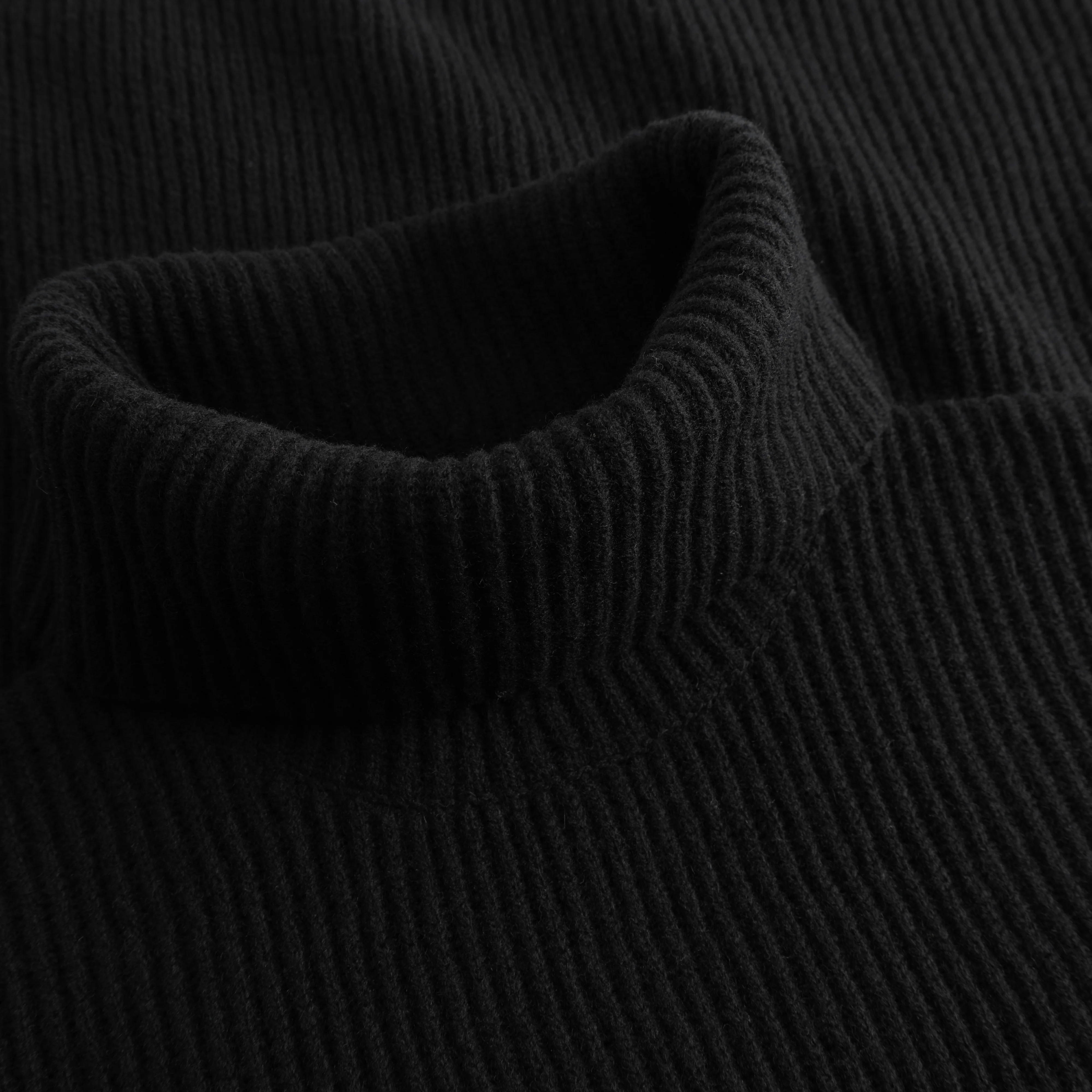 Women's Vonarstræti Wool Turtleneck - Image 3