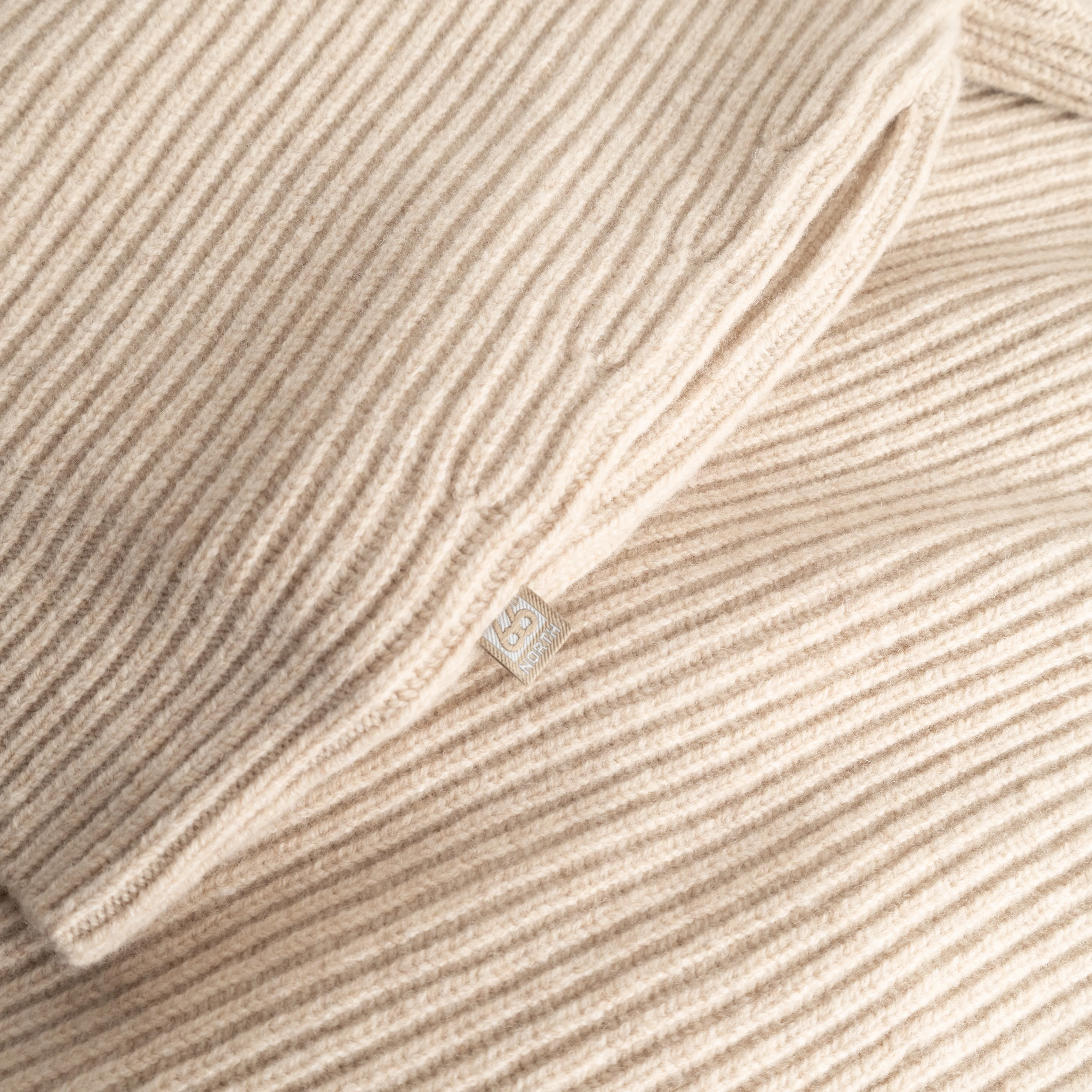 Vonarstræti Zipped Wool Hoodie - Image 10